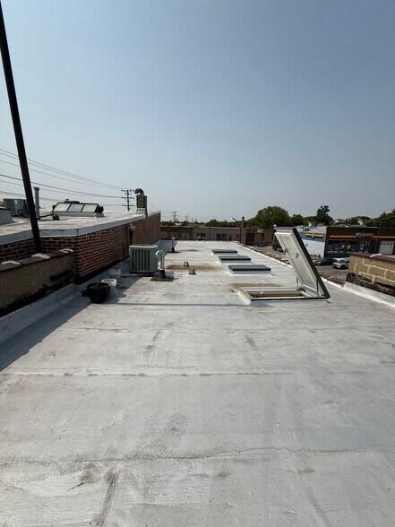 More Photos Of 205 W Galena Blvd, Aurora Storefront Retail Residential For Sale