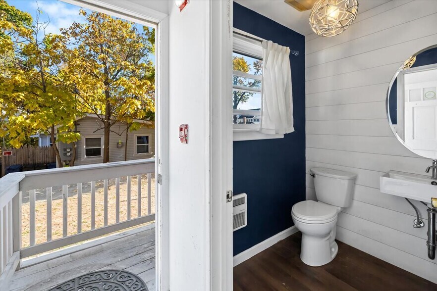 More Photos Of 6 Elmer St, Madison Storefront Retail Residential For Sale