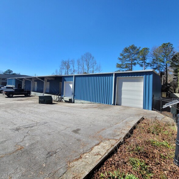 More Photos Of 4554 Lewis Rd, Stone Mountain Warehouse For Sale