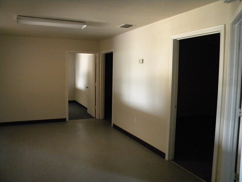 More Photos Of 4414 State Highway 276, Rockwall Flex For Lease