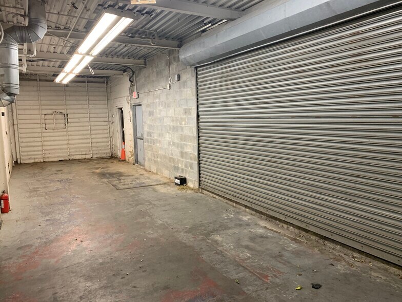 More Photos Of 153-04 Rockaway Blvd, Jamaica Warehouse For Lease