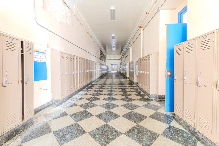 More Photos Of 747 Wallace Ave, Pittsburgh Land For Sale