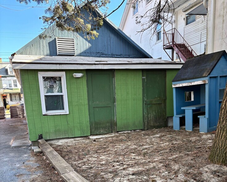 More Photos Of 2302 S. 5th St, Allentown Specialty For Lease