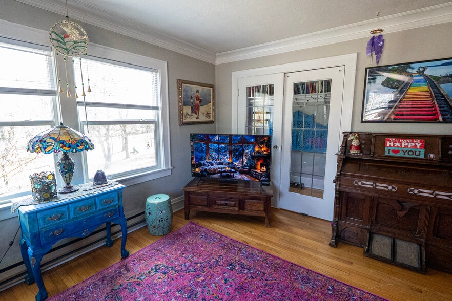 More Photos Of , Tacoma Multifamily For Sale