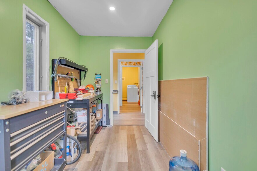 More Photos Of 106 Carr St, Nicholson Assisted Living For Sale