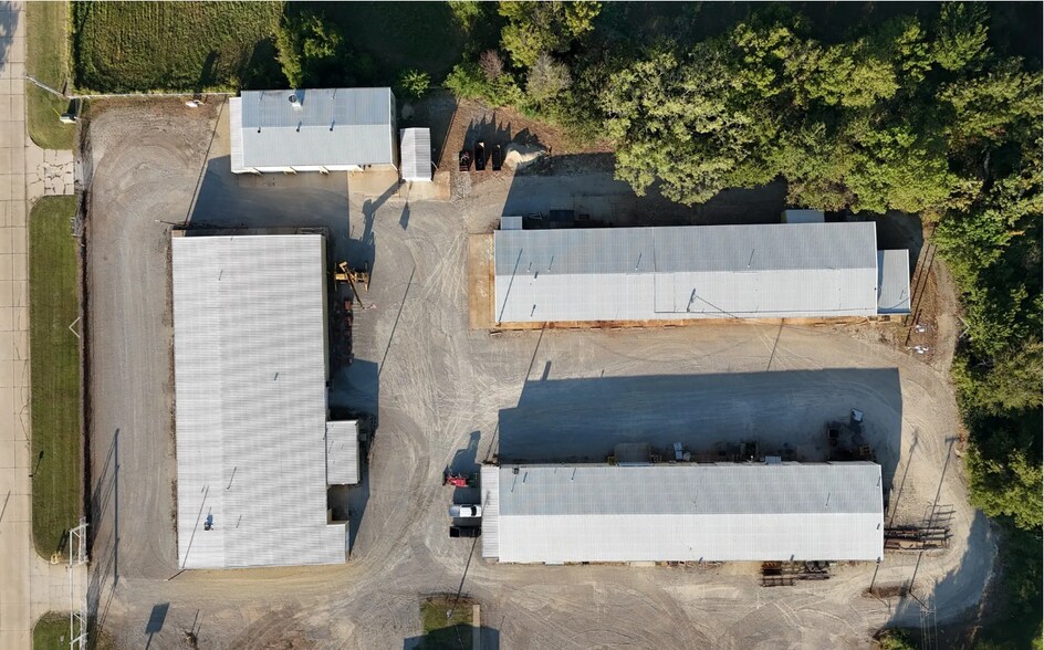 More Photos Of 1415 W Summit Ave, Ponca City Industrial For Sale