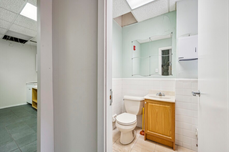 More Photos Of 212 Race St, Philadelphia Apartments For Sale