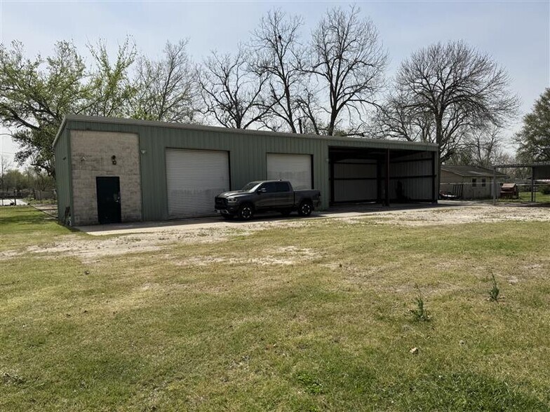 More Photos Of 9320 Highway 3, Houston Freestanding For Lease