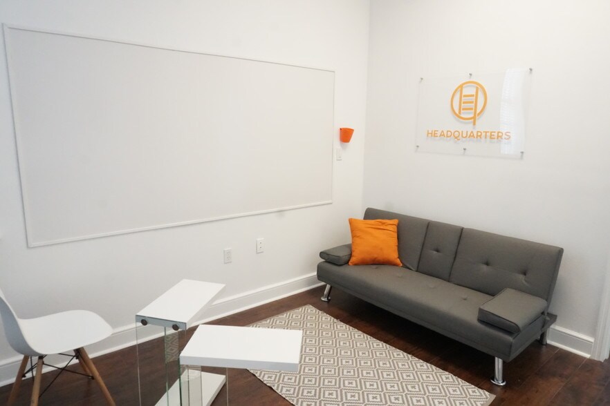 More Photos Of 22 W Monument Ave, Kissimmee Office For Lease