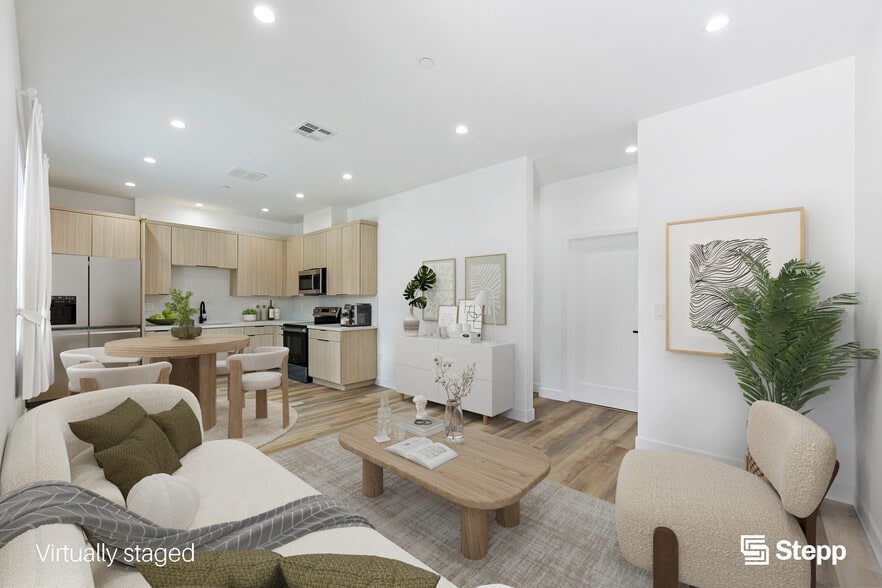 More Photos Of 1023 E 28th St, Los Angeles Apartments For Sale