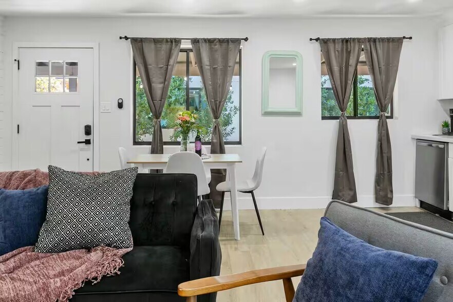 More Photos Of 3139 N 40th St, Phoenix Apartments For Sale