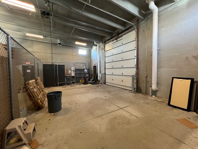 More Photos Of 213 S Oak Ave, Owatonna Office For Sale