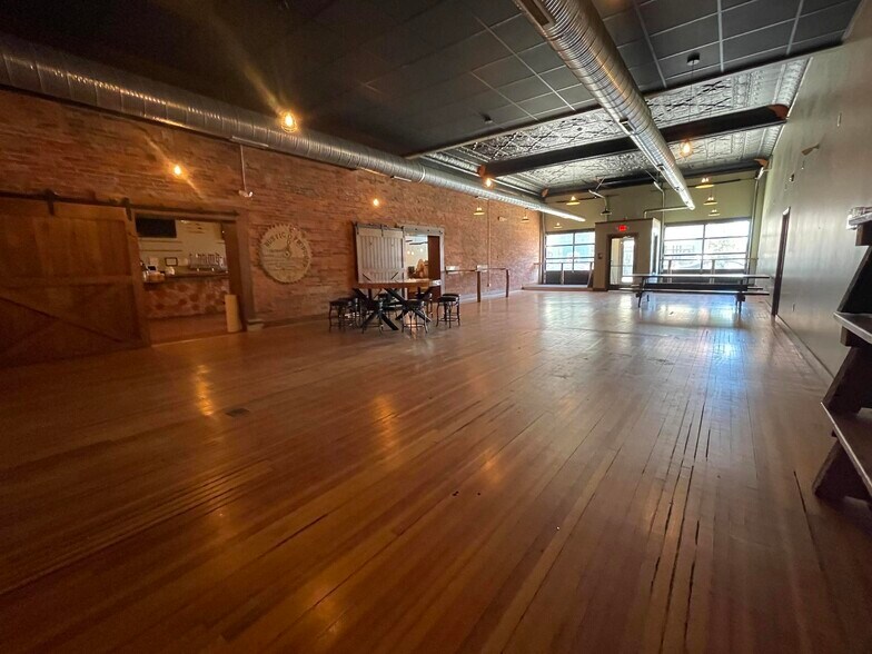 More Photos Of 99-101 Fraley st, Kane Flex For Sale