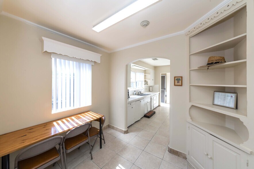 More Photos Of 1555 W Commonwealth Ave, Fullerton Office For Lease