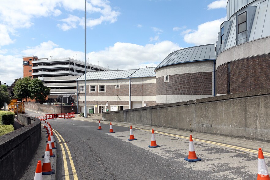 More Photos Of Eden Walk, High Wycombe General Retail For Lease