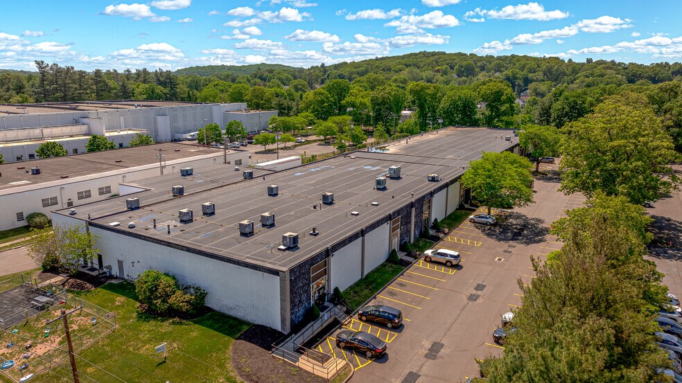 More Photos Of 131 Leeder Hill Dr, Hamden Warehouse For Sale