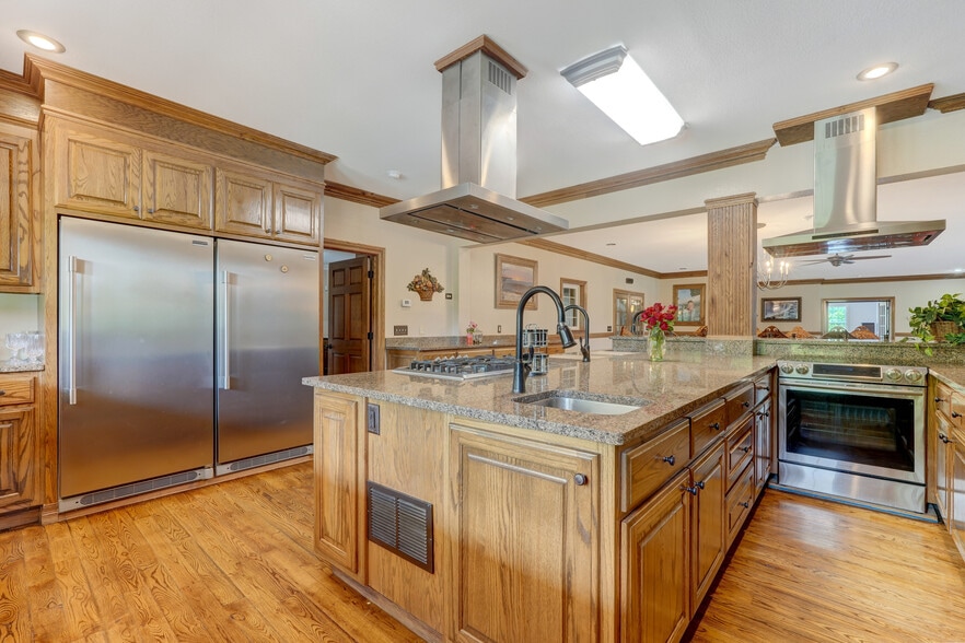More Photos Of 178 Slaydon Rd, Eden Specialty For Sale