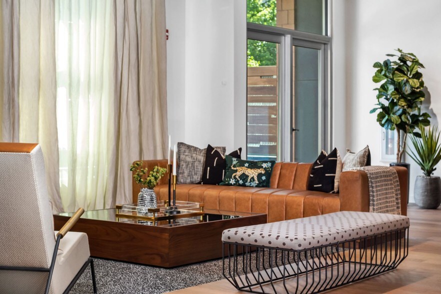 More Photos Of 4535 Forest Park Ave, Saint Louis Multifamily For Sale