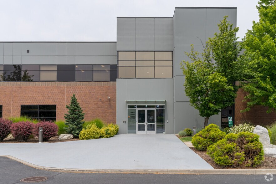More Photos Of 12825 E Mirabeau Pky, Spokane Valley Research And Development For Lease