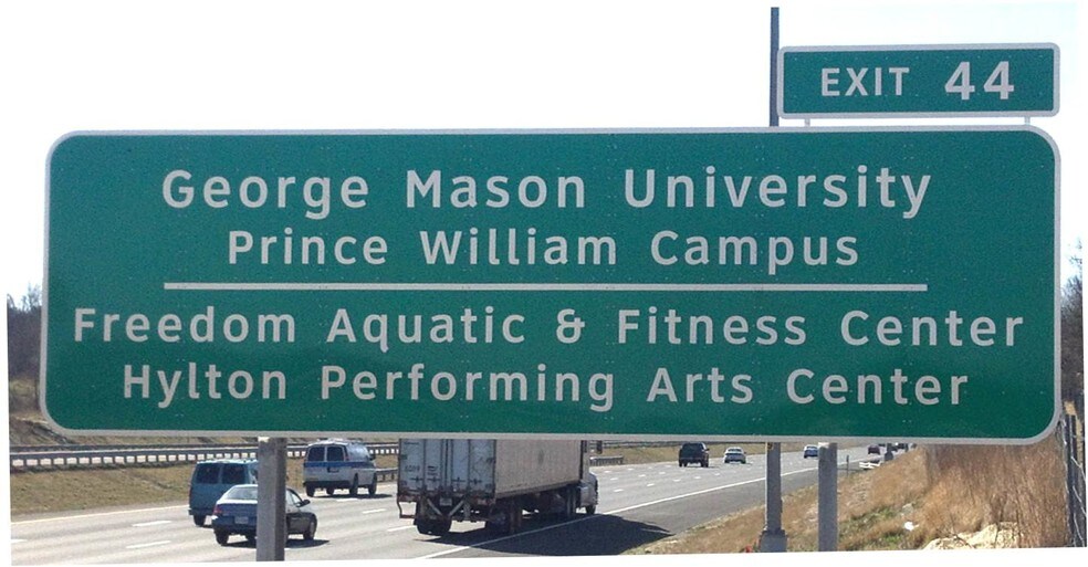 More Photos Of 10945 George Mason Cir, Manassas Dormitory For Lease