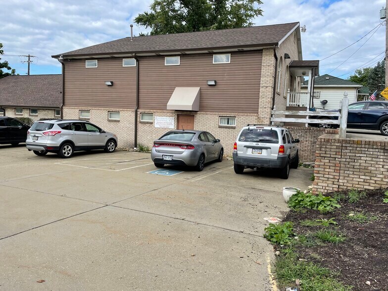 More Photos Of 640 Jefferson Ave, Washington Medical For Lease