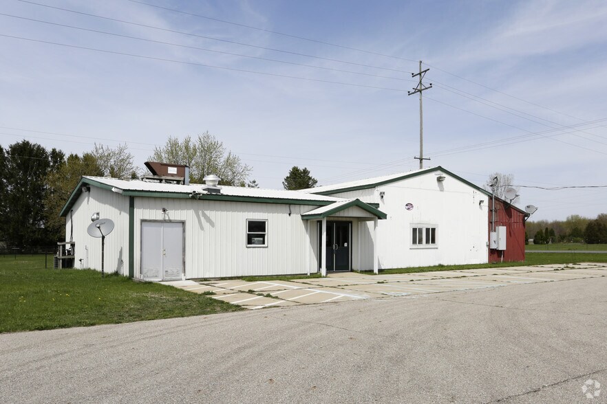 More Photos Of 1590 56th St, Fennville Restaurant For Sale