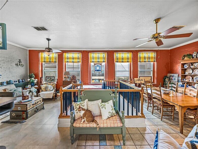 More Photos Of 135 S Central Ave, Bartow Storefront Retail Residential For Sale