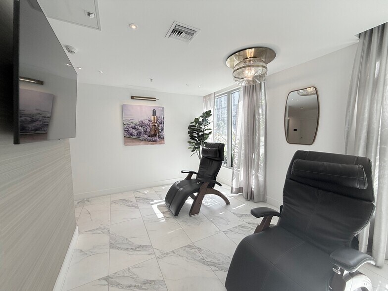 More Photos Of 218 NW 8th St, Miami Apartments For Lease