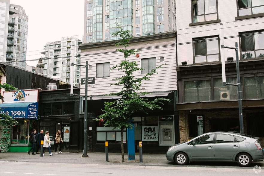 More Photos Of 1167 Granville St, Vancouver Storefront Retail Residential For Lease