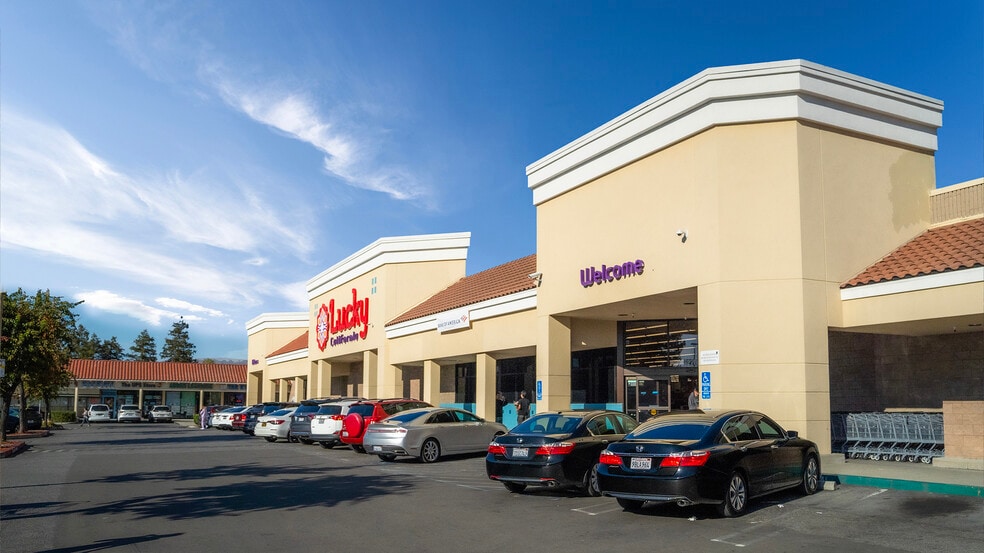 More Photos Of 3270 S White Rd, San Jose Supermarket For Sale