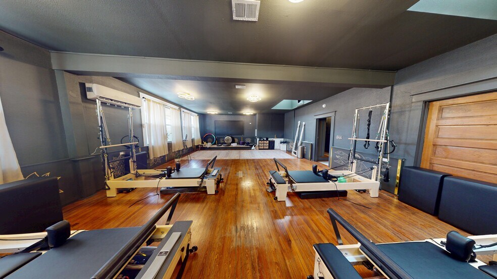 More Photos Of 114-118 S Park Ave, Sanford Storefront Retail Office For Sale