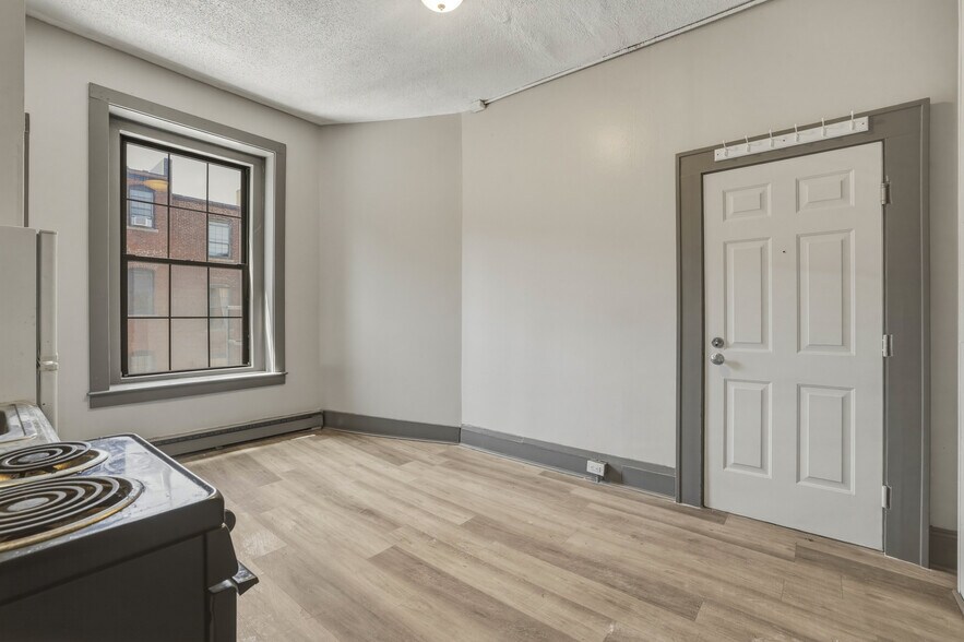 More Photos Of 35 Union St, New London Apartments For Sale