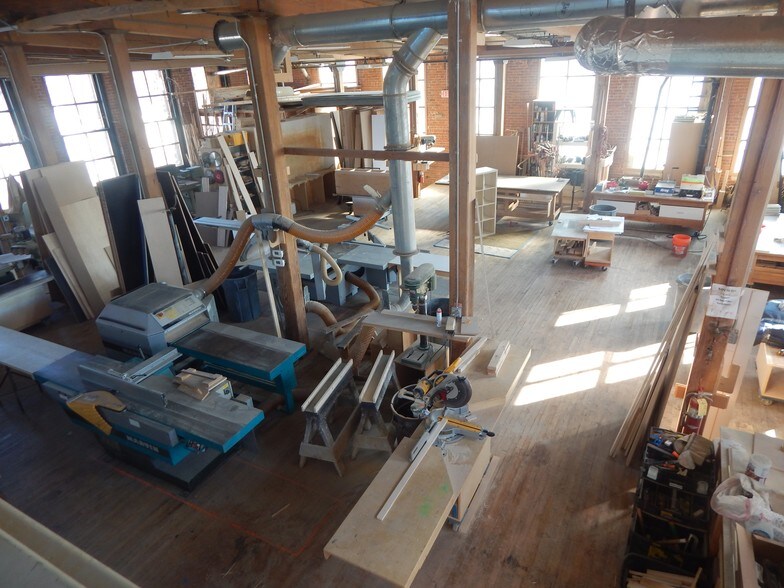 More Photos Of 209 Center St, Bridgeport Warehouse For Sale