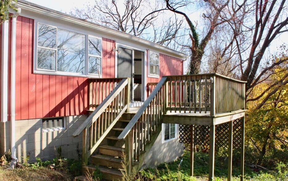 More Photos Of 44 Concord St, Gloucester Land For Sale