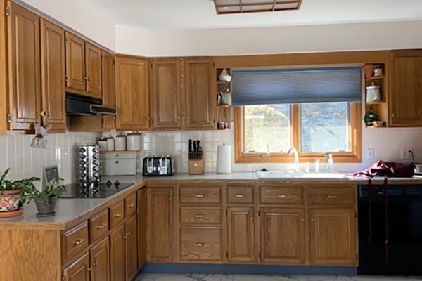 More Photos Of 275 Hill St, Barre Convenience Store For Sale