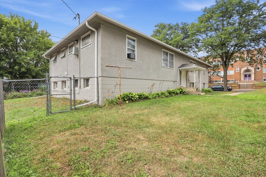 More Photos Of 826 5th St E, Saint Paul Apartments For Sale