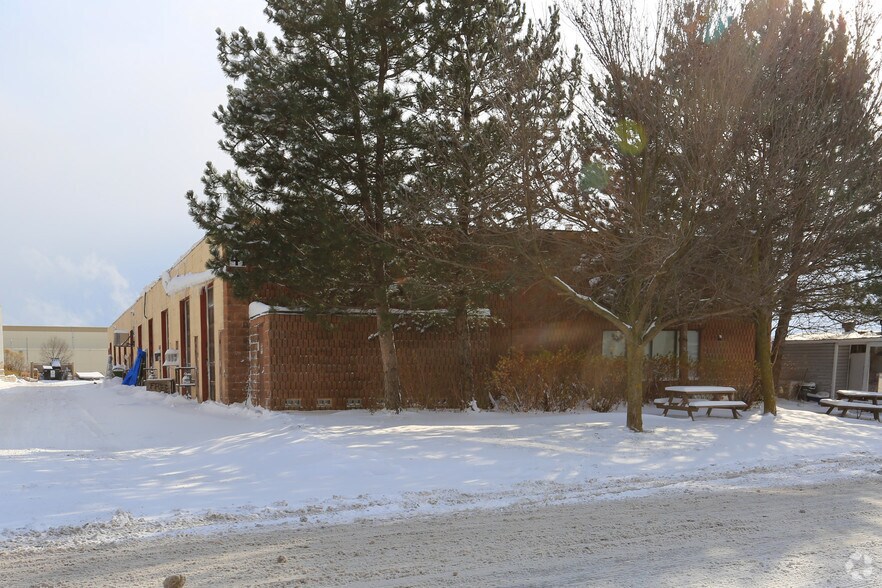 41 Shoemaker St, Kitchener, ON N2E 3G9 Industrial For Lease