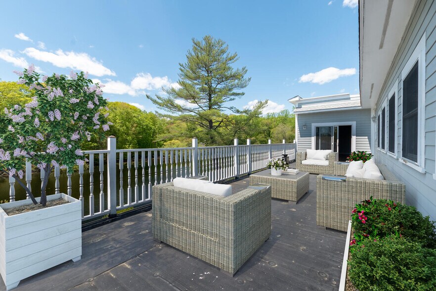 More Photos Of 1086 Long Ridge Rd, Stamford Storefront Retail Office For Lease