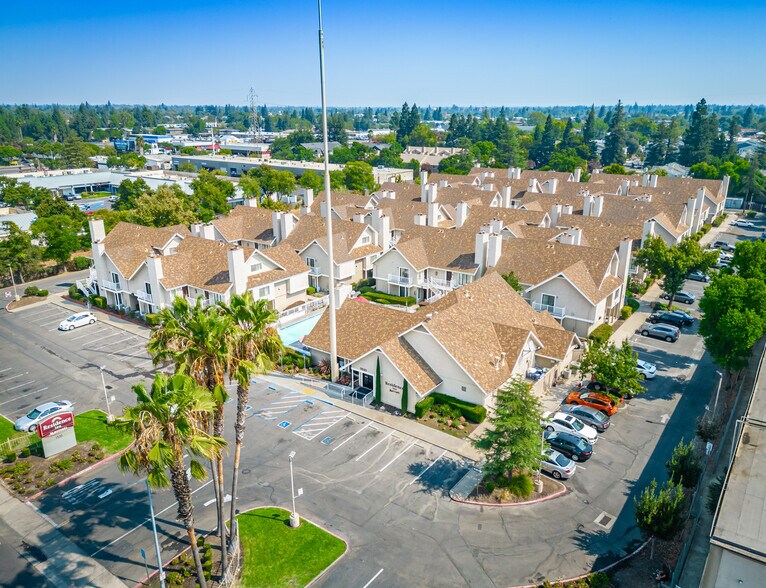 More Photos Of 1530 Howe Ave, Sacramento Hotel For Sale