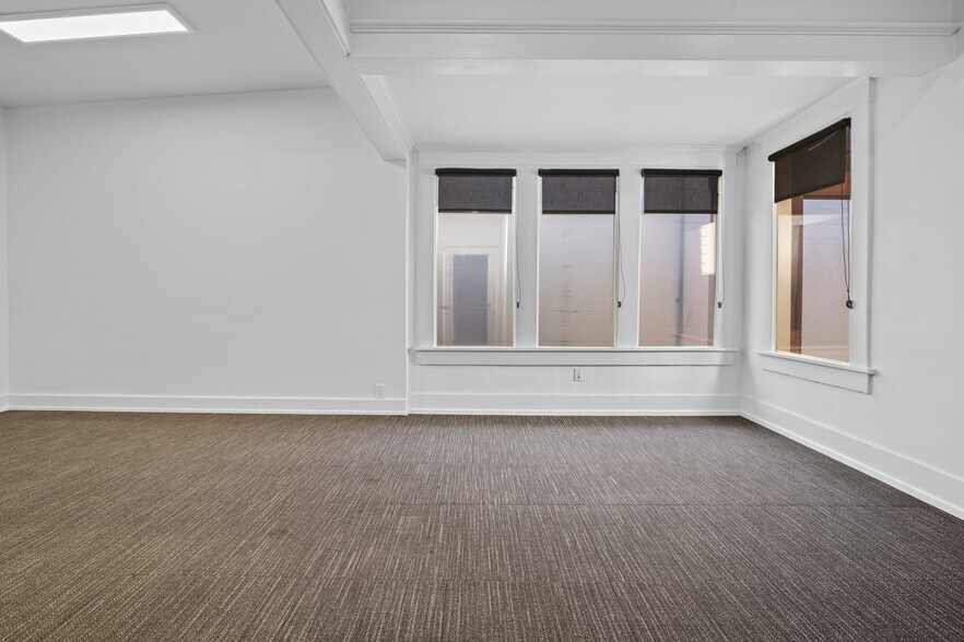 More Photos Of 1637 S Boston Ave, Tulsa Loft Creative Space For Lease