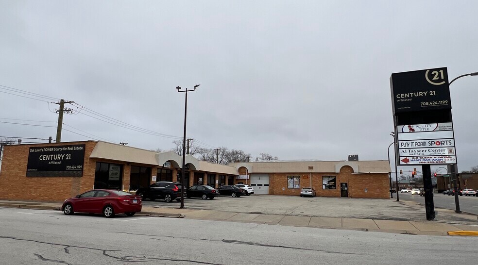 Primary Photo Of 5600-5620 W. 95th Street, Oak Lawn General Retail For Sale