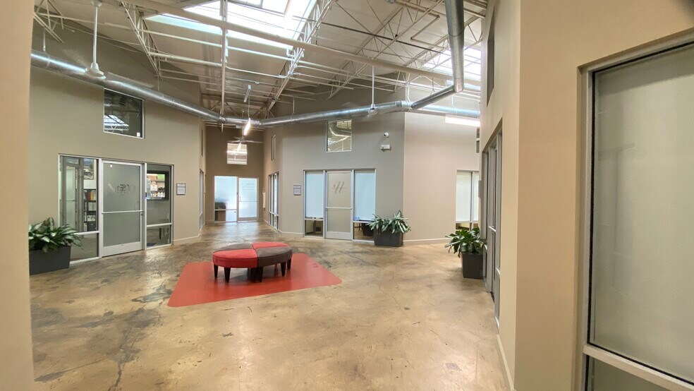 More Photos Of 1320 Ellsworth Industrial Blvd NW, Atlanta Loft Creative Space For Lease