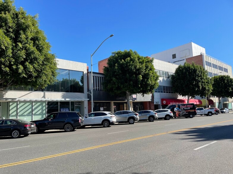 More Photos Of 252 S Beverly Dr, Beverly Hills Office For Lease