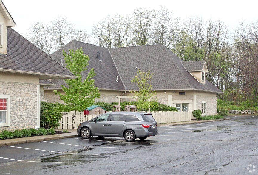 More Photos Of 3812 E Powell Rd, Lewis Center Daycare Center For Lease