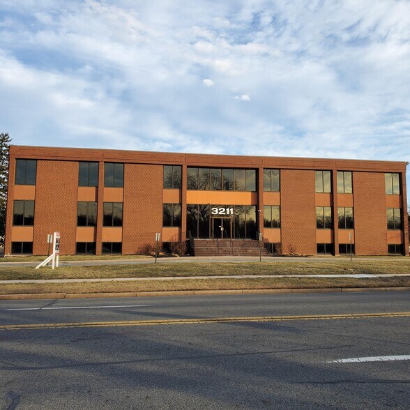 More Photos Of 3211 N Front St, Harrisburg Office For Sale