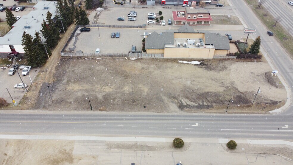 More Photos Of 7171 50 Av, Red Deer Land For Lease