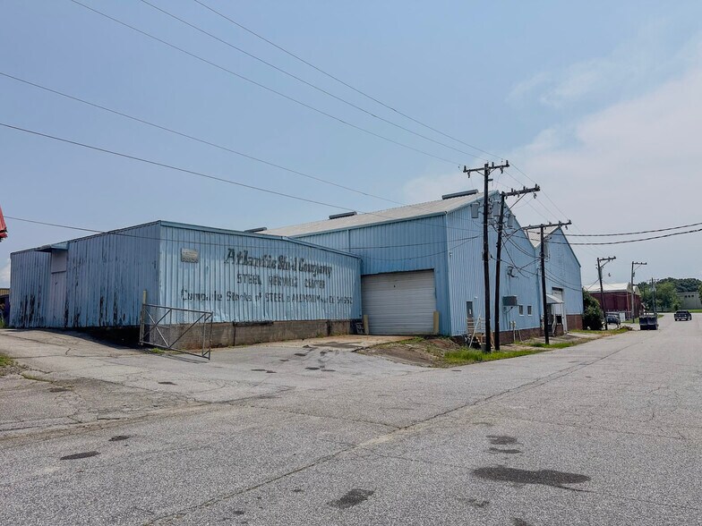 More Photos Of 12 Crigler St, Greenville Warehouse For Sale