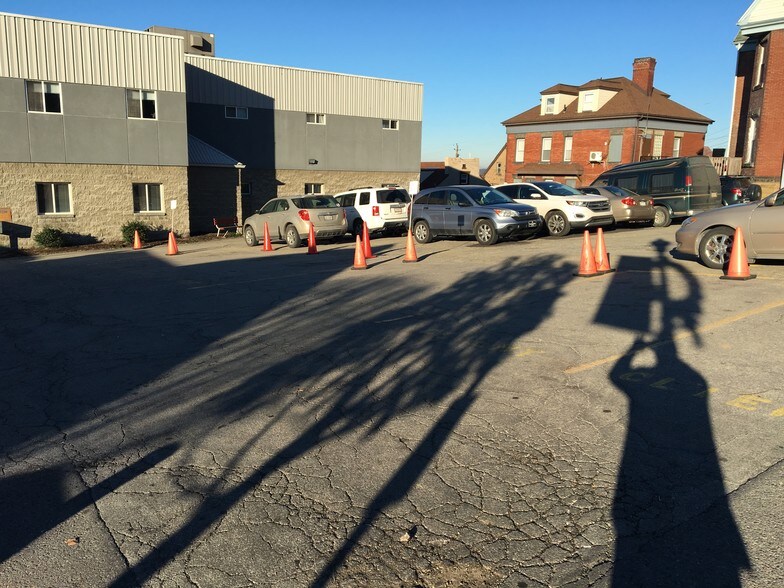 More Photos Of 167 N Main St, Washington Office For Sale