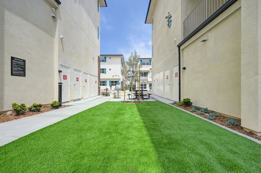 More Photos Of 200 E 31st St, National City Apartments For Sale