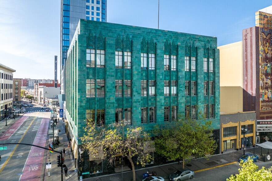 More Photos Of 2001-2015 Broadway, Oakland Office For Lease